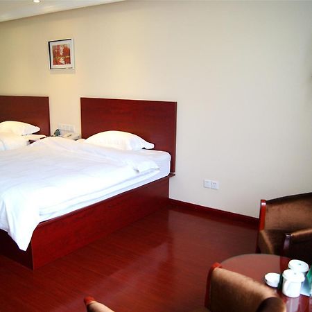 Greentree Inn Guangdong Shantou Gurao Gugui Road Business Hotel エクステリア 写真