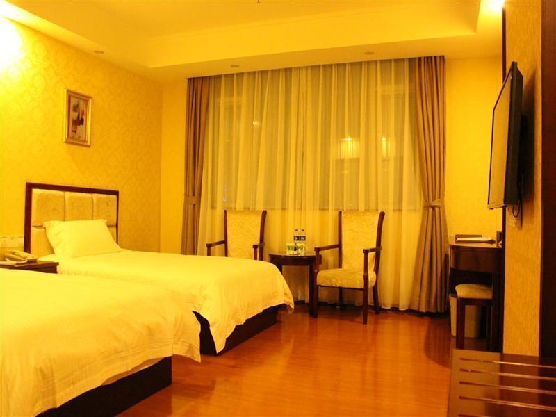 Greentree Inn Guangdong Shantou Gurao Gugui Road Business Hotel エクステリア 写真