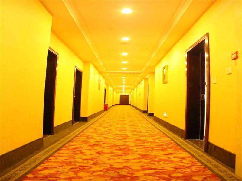 Greentree Inn Guangdong Shantou Gurao Gugui Road Business Hotel エクステリア 写真